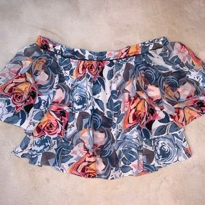 Elizabeth and James Off the Shoulder Cropped Top